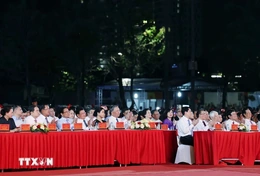 Tổng Bí thư Tô Lâm dự Chương trình nghệ thuật đặc biệt “Mùa Xuân thống nhất”