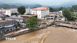 Trung Quốc kích hoạt ứng phó lũ lụt ở nhiều khu vực