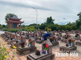 “Nơi đây còn đó bạn tôi nằm”...