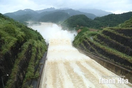 Tối nay (29/9), tăng lưu lượng xả lũ hồ chứa thủy điện Cẩm Thủy 1