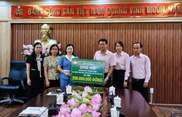 Đến ngày 14/10, Thanh Hóa tiếp nhận gần 42 tỷ đồng ủng hộ đồng bào bị thiệt hại do bão số 10 gây ra