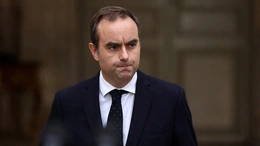 Sébastien Lecornu được tái bổ nhiệm giữa bế tắc chính trị kéo dài