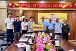 Ủy  ban MTTQ tỉnh tiếp nhận ủng hộ đồng bào vùng lũ