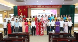 Cơ quan Ủy ban MTTQ tỉnh tổ chức tọa đàm kỷ niệm Ngày phụ nữ Việt Nam 20/10