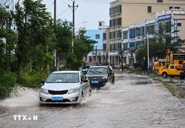 Trung Quốc kích hoạt ứng phó khẩn cấp kiểm soát lũ lụt tại 3 tỉnh