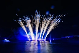 Hé lộ những hình ảnh đầu tiên toàn cảnh siêu show sắp tái xuất giữa biển trời Phú Quốc