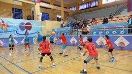 Hội Nông phường Sầm Sơn giao lưu bóng chuyền hơi nam - nữ