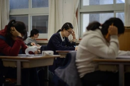 Cả Hàn Quốc “nín thở” trong ngày thi đại học