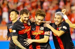 Ninh Bình lập kỷ lục bất bại 35 trận; Man City hạ gục Liverpool 3-0