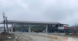 Nguy cơ “trễ hẹn” các trạm dừng nghỉ, điểm nghẽn vận hành cao tốc Bắc-Nam