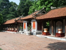 Nhân kỷ niệm 20 năm Ngày Di sản văn hóa Việt Nam (23/11/2005 -  23/11/2025): Vì sự nghiệp bảo tồn di sản xứ Thanh