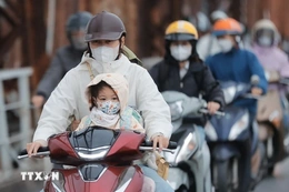 Không khí lạnh tràn về, miền Bắc rét sâu, Trung Bộ mưa đặc biệt lớn