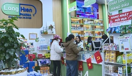 Nhiều người dân tự ý mua thuốc điều trị cúm A, bác sĩ khuyến cáo nguy cơ kháng thuốc và tác dụng phụ