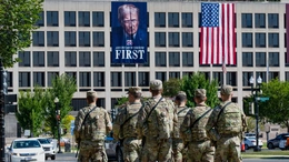 Vệ binh Quốc gia Mỹ bắt đầu rút khỏi Chicago và Portland