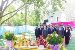 Dâng hương kỷ niệm 139 năm khởi nghĩa Ba Đình