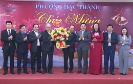 Phường Hạc Thành gặp mặt các chức sắc công giáo nhân dịp Giáng sinh 2025