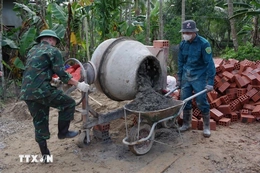 Miễn phí chuyển 1 triệu viên gạch trong “Chiến dịch Quang Trung” bằng tàu hoả