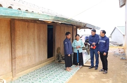 Xây niềm tin, tạo đồng thuận,&nbsp;đưa nghị quyết vào cuộc sống