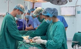 Bệnh viện Nhi Thanh Hóa triển khai thành công kỹ thuật đặt catheter lọc máu trong màng bụng