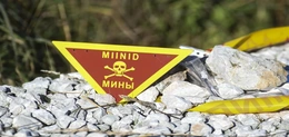 Latvia, Estonia và Lithuania rút khỏi Công ước cấm mìn sát thương