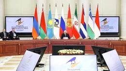 Tổng thống Putin: Nga sẵn sàng tăng cường hợp tác với các quốc gia thành viên khác của Liên minh Kinh tế Á - Âu