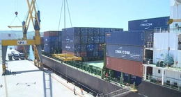 Kích cầu vận chuyển hàng hóa&nbsp;bằng container qua Cảng Nghi Sơn