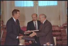 Kiểm soát vũ khí hạt nhân - Giữ ổn định chiến lược trong thời điểm then chốt