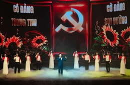 Nghệ sĩ trẻ Anh Tú sáng tác ca khúc về Đảng quang vinh