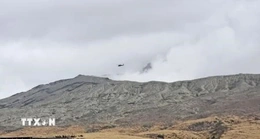 Nhật Bản thông báo máy bay trực thăng mất tích gần núi lửa Aso