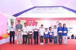 Xây dựng gia đình học tập&nbsp;gắn với gia đình văn hóa