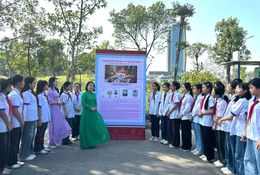 Triển lãm tranh cổ động chào mừng Đại hội đại biểu toàn quốc lần thứ XIV của Đảng