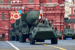 Nga tăng cường bộ ba hạt nhân với loạt vũ khí chiến lược thế hệ mới