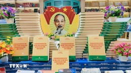 Ra mắt sách của Đại tướng Phan Văn Giang về xây dựng quân đội nhân dân hiện đại