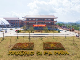 Cận cảnh phòng học “5 sao” tại trường liên cấp chuẩn quốc tế đầu tiên vùng biên giới Điện Biên