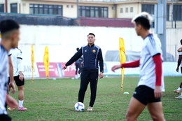 Biến động lớn sau quãng nghỉ, Đông Á Thanh Hóa chuẩn bị ra sao trước ngày V.League trở lại?