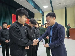 Xã Quảng Chính gặp mặt quân nhân xuất ngũ, giao nhiệm vụ cho thanh niên nhập ngũ năm 2026