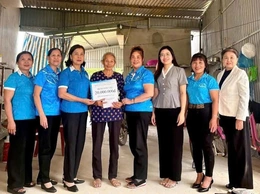 Đồng vốn giúp phụ nữ nghèo&nbsp;vượt khó ở phường Bỉm Sơn