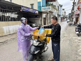 Chợ tết “không ngủ”