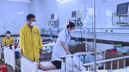 Chủ động phòng ngừa nguy cơ tăng huyết áp, đột quỵ dịp Tết Nguyên đán