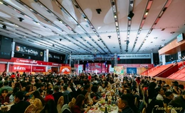 Tết Việt ở trời Âu - Bài 1: Thiêng liêng cái Tết xứ người