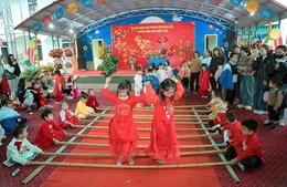 Chú trọng giáo dục lấy trẻ làm trung tâm&nbsp;ở Trường Mầm non Quảng Tâm