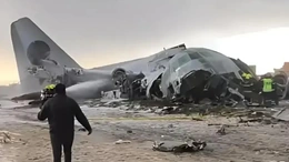 Bolivia: Máy bay quân sự rơi xuống đại lộ đông đúc, hàng chục người thương vong