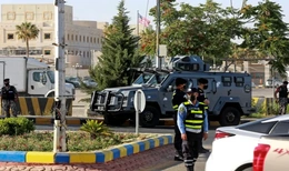 Mỹ tiếp tục kêu gọi công dân rời Trung Đông, hàng không khu vực hỗn loạn vì xung đột leo thang