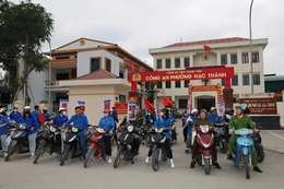 Tuyên truyền lưu động về cuộc bầu cử đại biểu Quốc hội và HĐND các cấp tại phường Hạc Thành