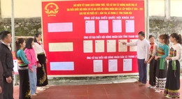 Bản làng trước ngày bỏ phiếu