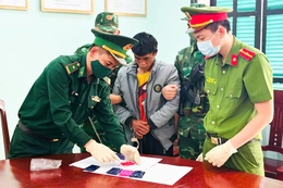 Đối tượng người Lào mua bán trái phép hơn 1.000 viên ma túy tổng hợp