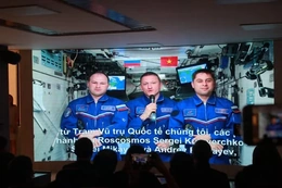 Phi hành gia Nga từ trạm ISS gửi lời chào Việt Nam nhân dịp đặc biệt &nbsp;