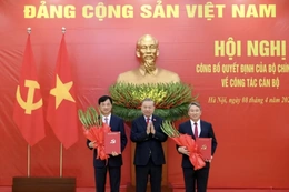 Trao các quyết định bổ nhiệm Trưởng Ban Tổ chức Trung ương, Chánh Văn phòng Trung ương Đảng