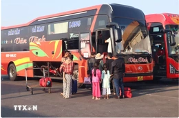 Bộ Nội vụ: Không nghỉ liền 9 ngày trong dịp nghỉ lễ Giỗ Tổ và 30/4, 1/5