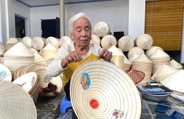 Đưa nghị quyết thấm sâu vào cuộc sống